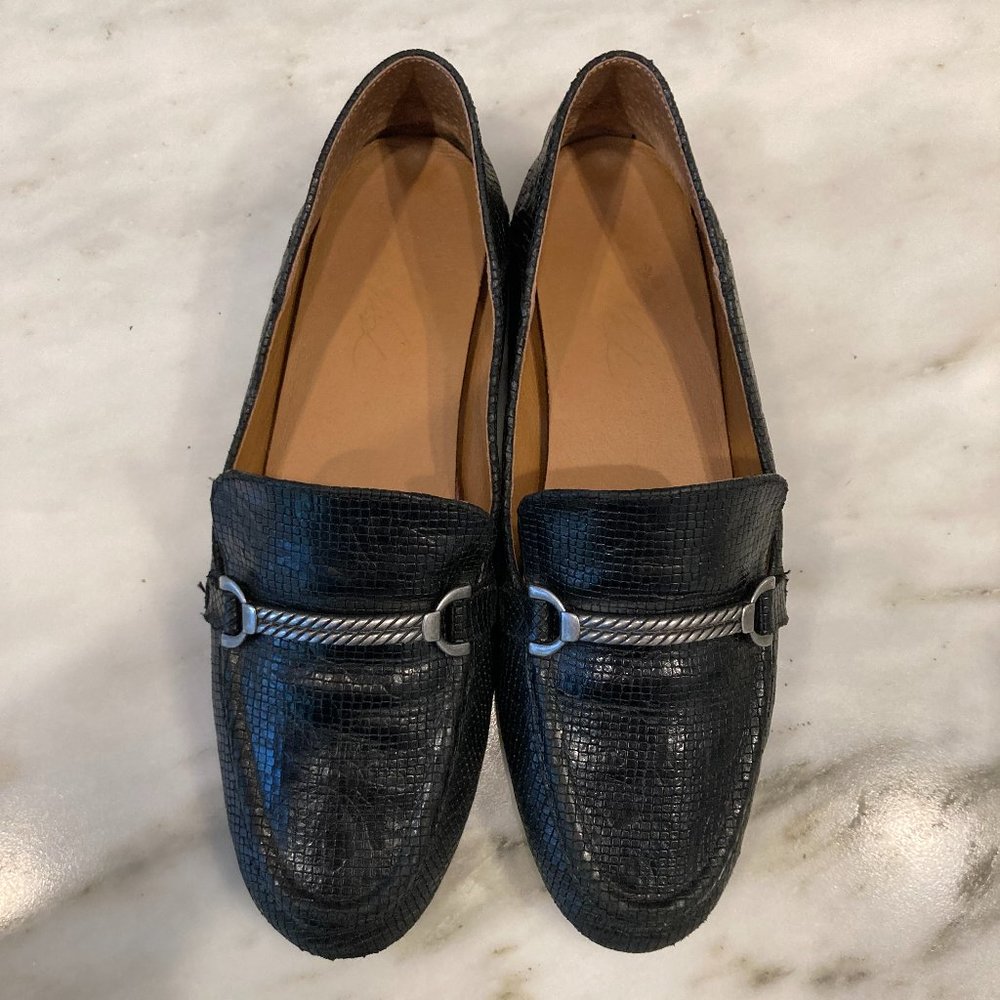 Patricia Nash black leather flats size 7.5